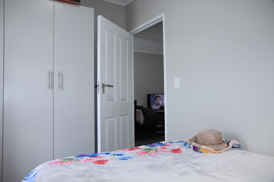 2 Bedroom Property for Sale in Kidds Beach Eastern Cape